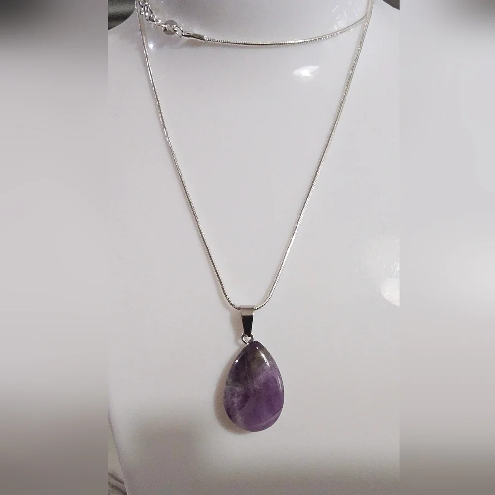 Natural Amethyst Purple Teardrop Pendant Necklace Item 03